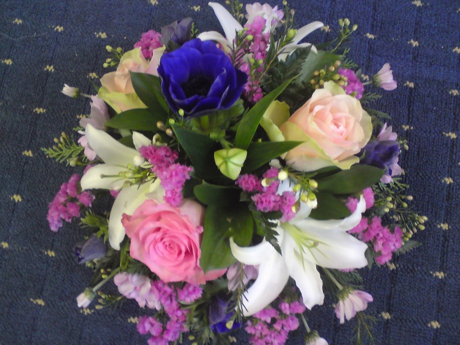 Funeral Arrangements at Bloomin Lovely