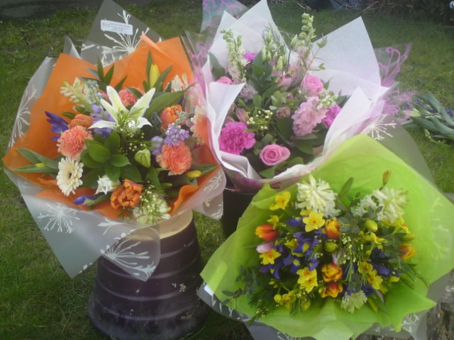 Mothers Day Arrangements at Bloomin Lovely